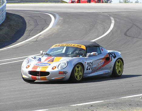 Hans Elnegaard i Lotus Elise.